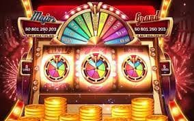 Hasil dadu Sic Bo yang dikocok dalam wadah transparan